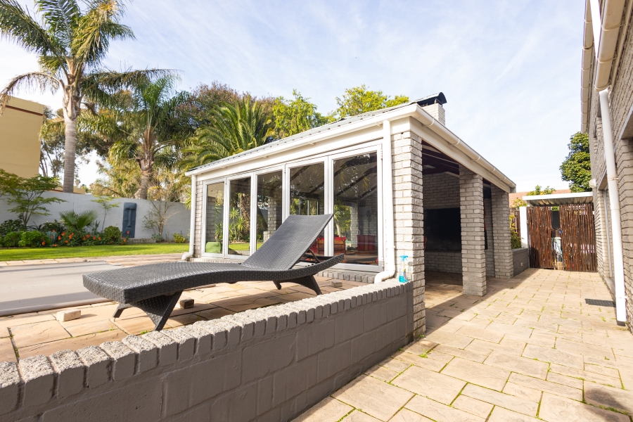 4 Bedroom Property for Sale in Sonstraal Heights Western Cape